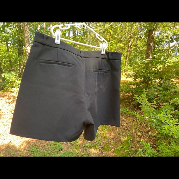 Black Banana Republic Shorts Size 10 - Picture 3 of 8